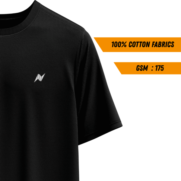 Blank T-shirt - Black - Image 2